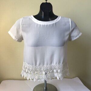 Boohoo NEW Lace Trim Lightweight Crop Top Blouse Tee Shirt Flowy Neutral Short 2